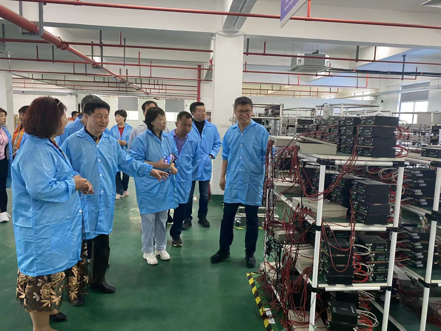 冰球突破豪华版SMT生产车间参观