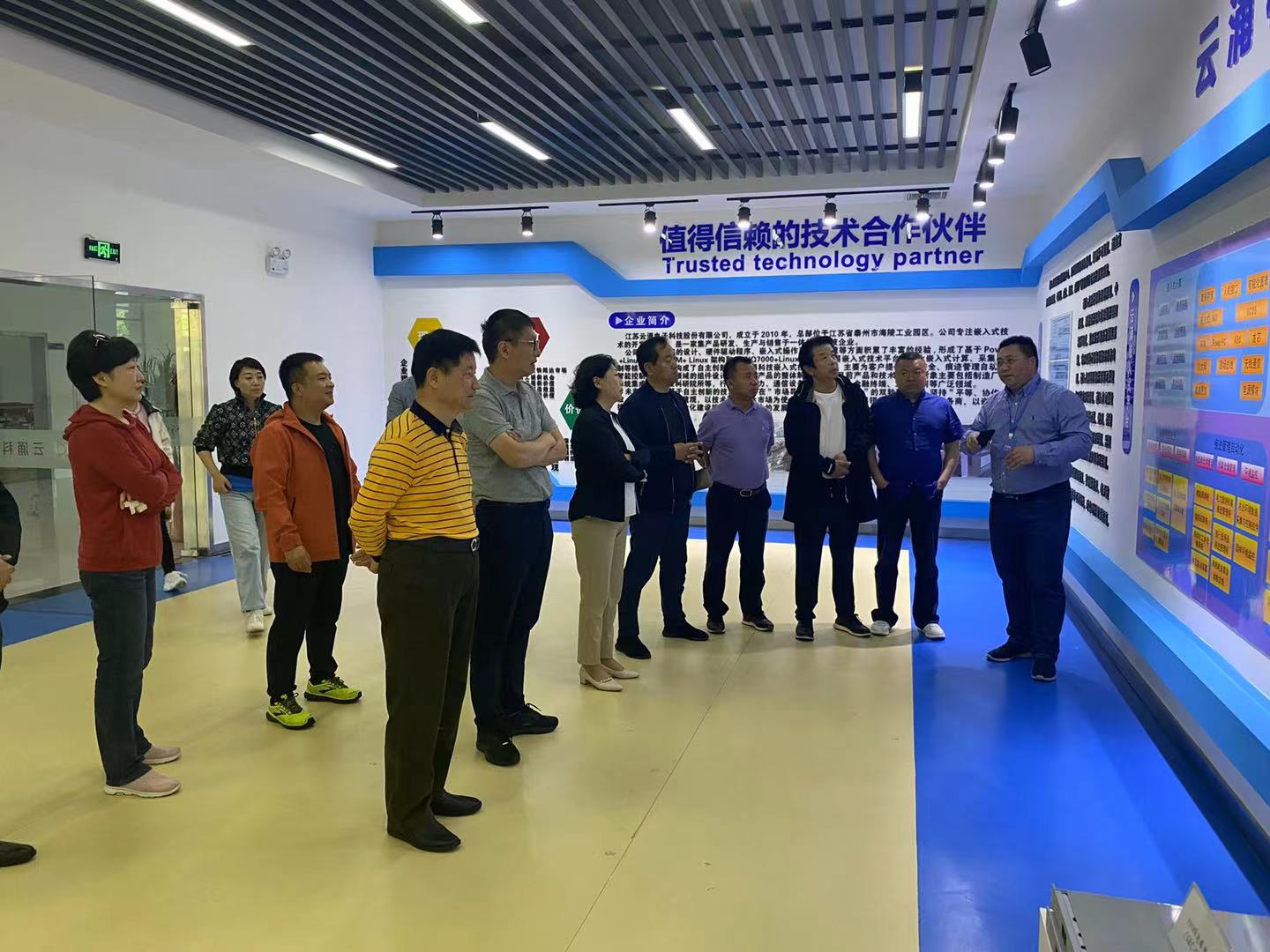 冰球突破豪华版发展历程讲解