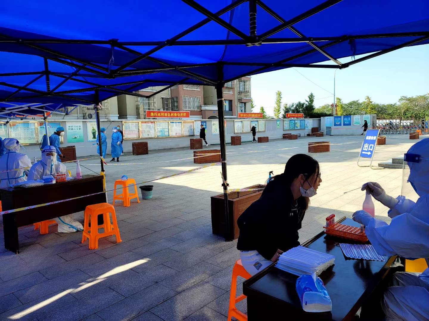 同舟共济，抗击疫情，mg冰球突破官网工会党员先锋在路上