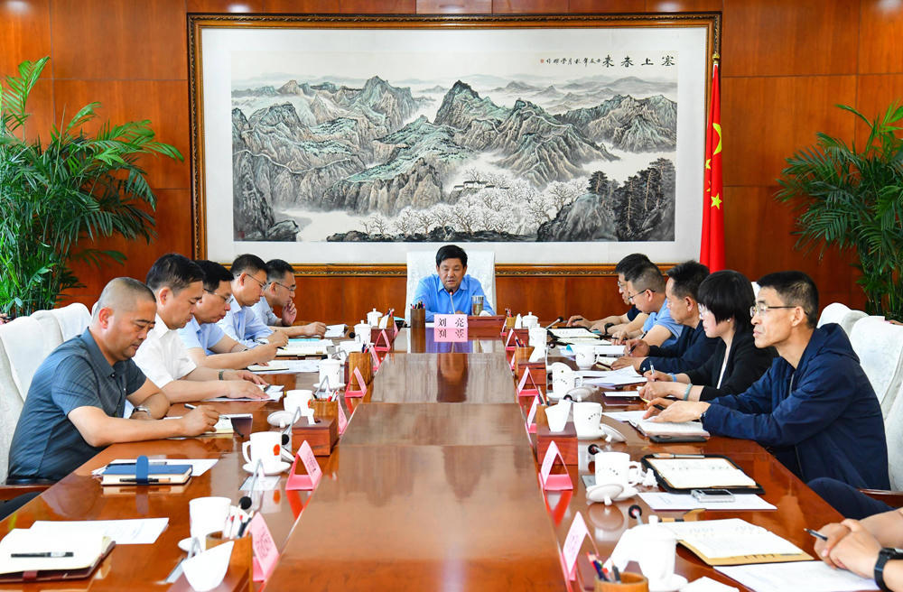 2025061651d9e999b96d08be13086aba37e6bdfc.jpg 冰球突破
