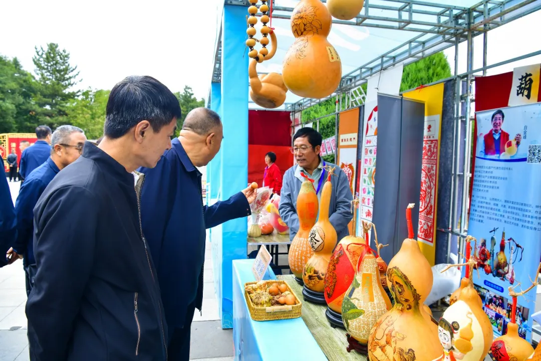 冰球突破